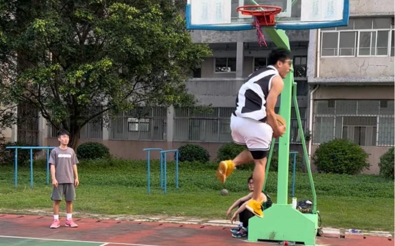 高强度比赛