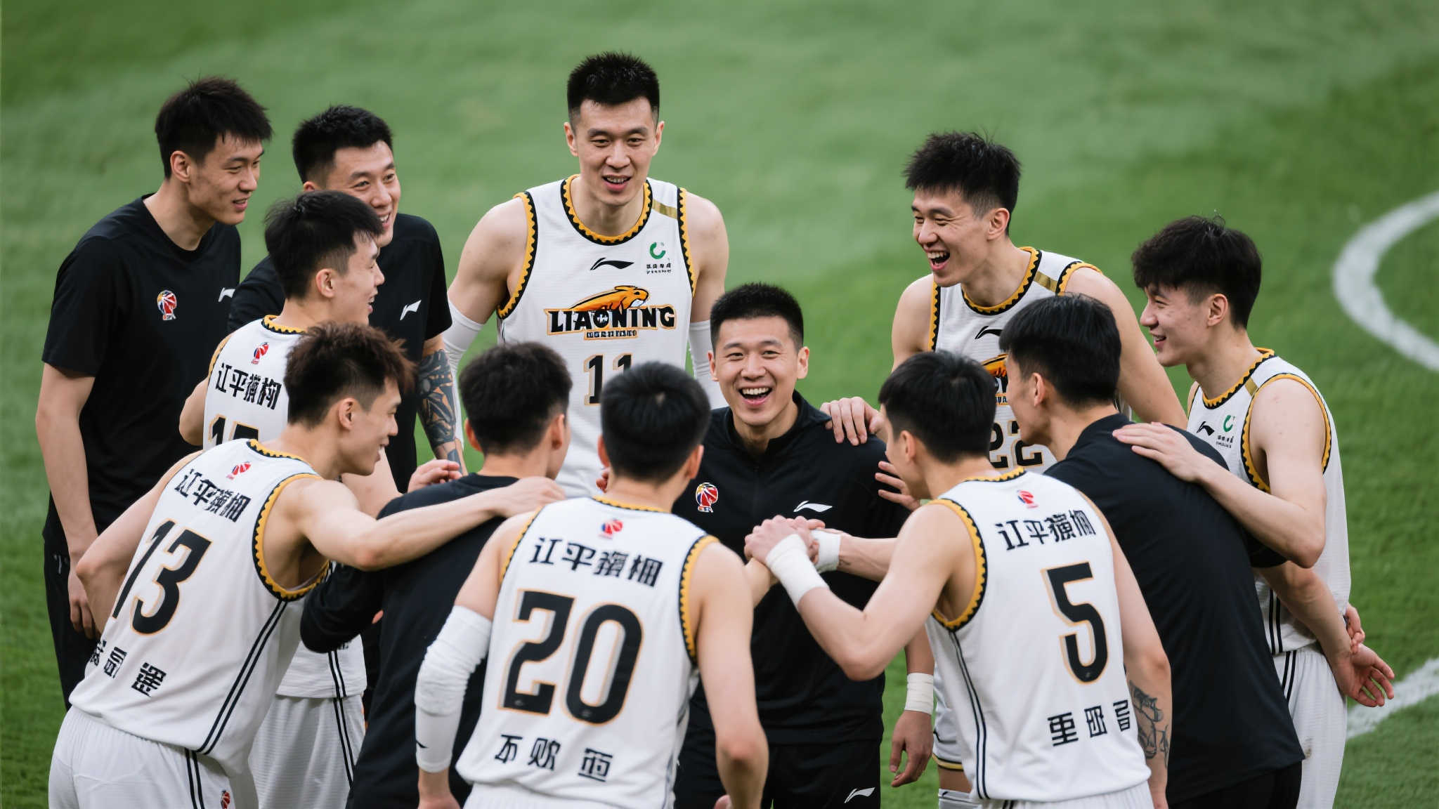 出了微调 出了微调